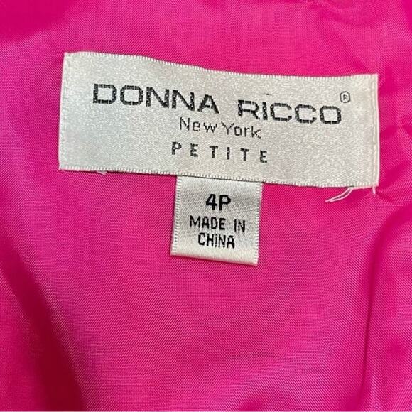 DONNA RICCO ~ Black Dress with Bold Floral Print ~ Wide Waistband ~ Size 4P - Picture 6 of 10